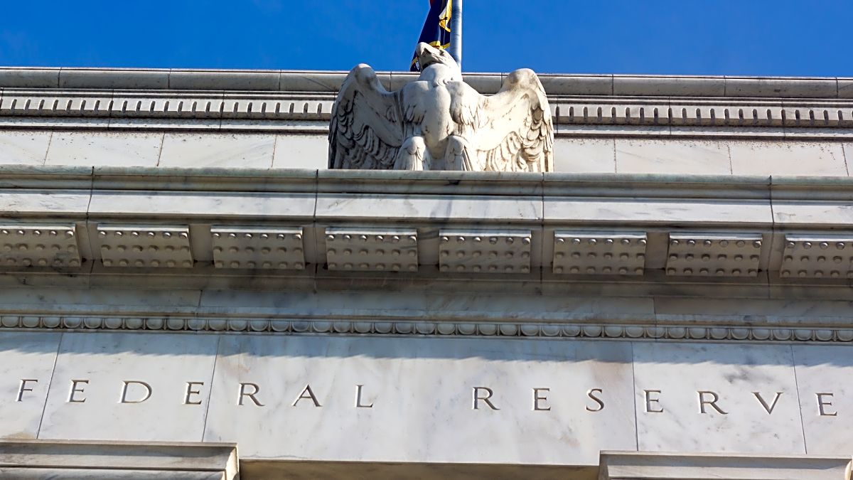 fed raises interest rates